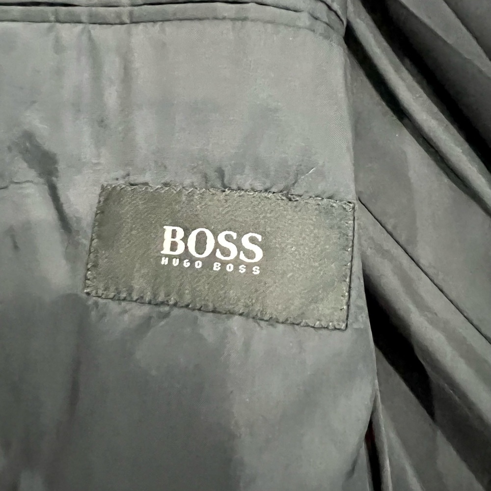 Hugo Boss - Picture 2 of 11